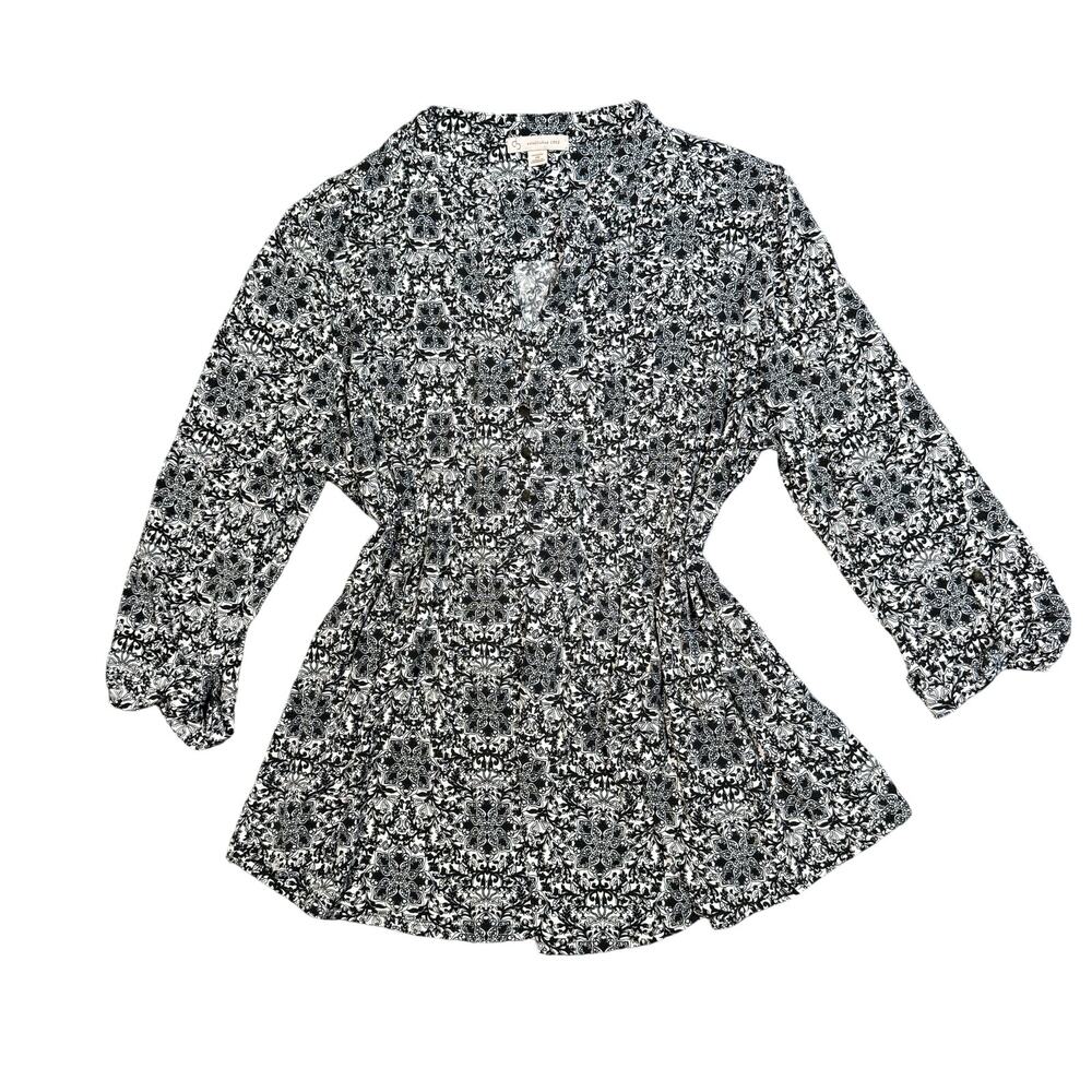 Cabi Blouse 1XL Black White Womens Floral Peplum Button Front Long Sleeve Top